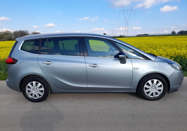 Opel Zafira cena 29900 przebieg: 207000, rok produkcji 2012 z Lublin małe 232